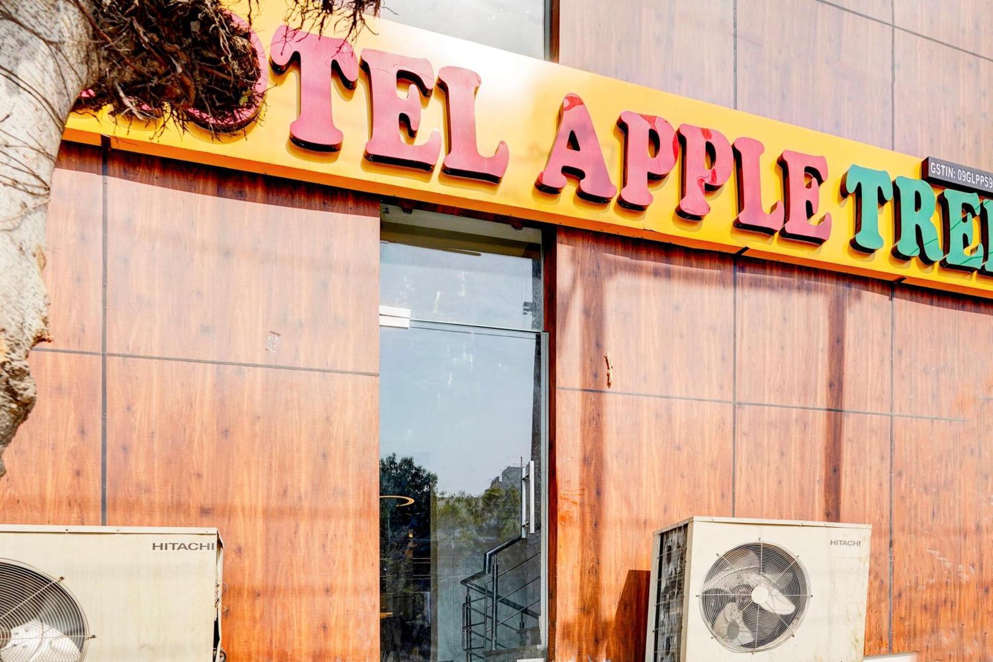 Collection O Apple Tree Hotel Noida Eksteriør billede