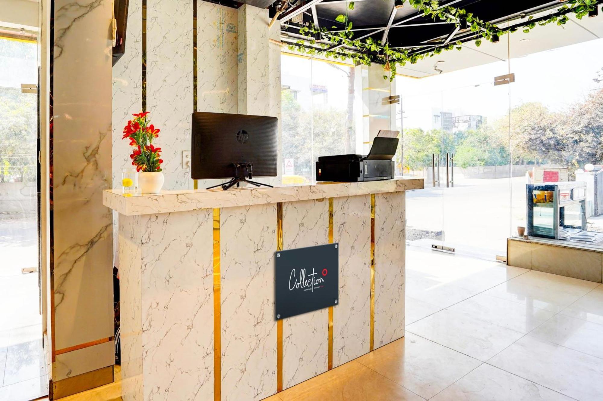Collection O Apple Tree Hotel Noida Eksteriør billede